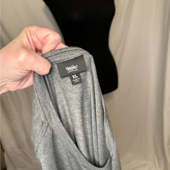 Grey T-shirt dress - Picture 2 of 3